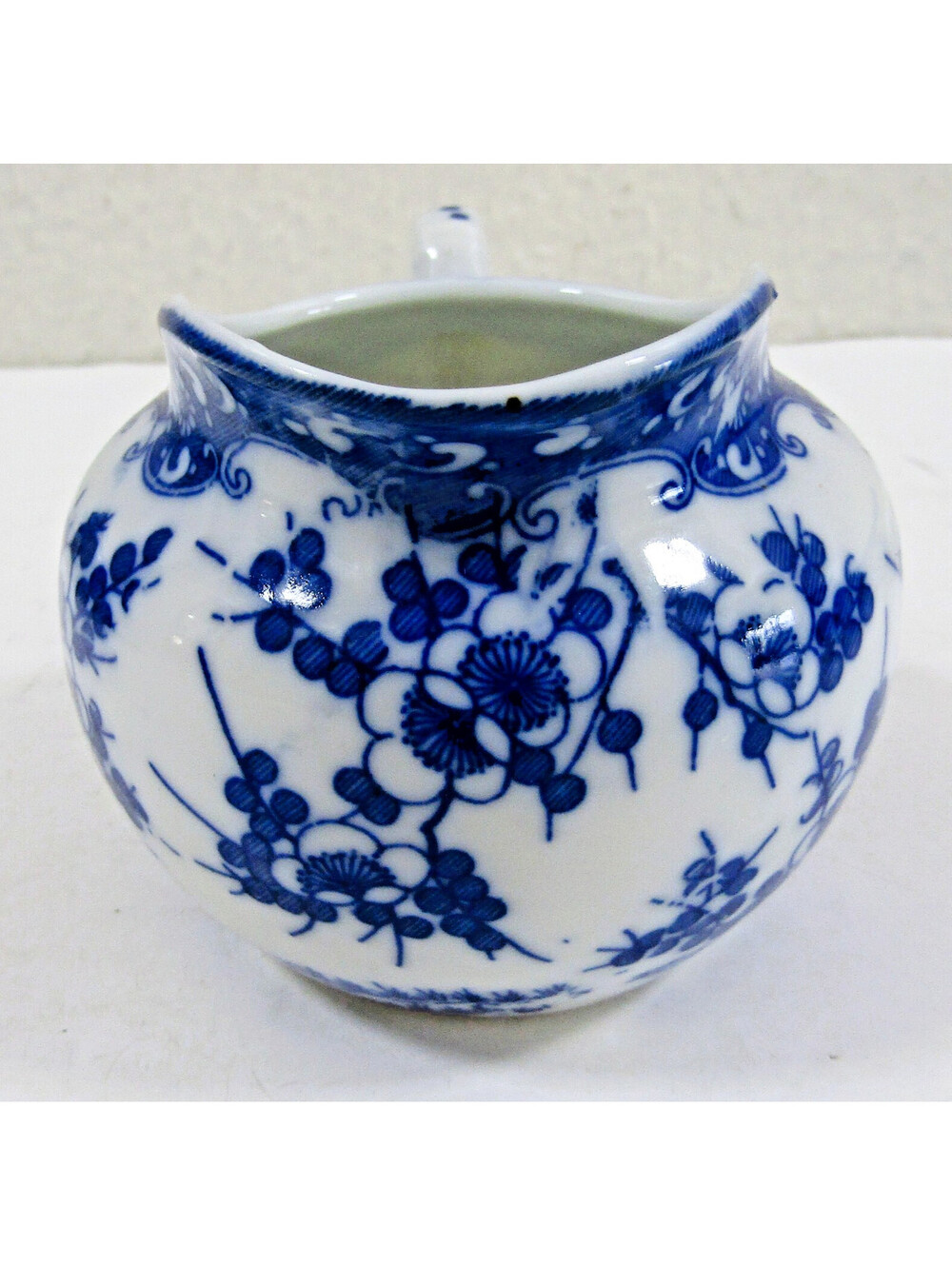 Lot of 14 Vintage Japanese Porcelain Blue and White Cherry Blossom Pattern - Picture 15 of 16